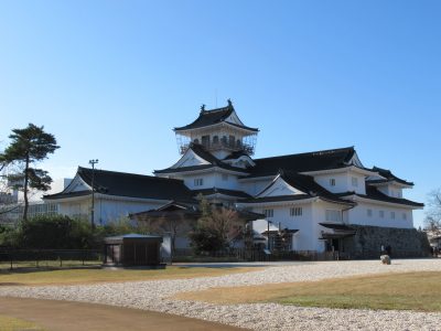 travel to Toyama Castle